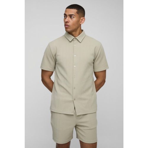 Ensemble en jersey avec chemise et short - S - Boohooman - Modalova
