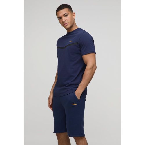 Ensemble à surpiqûres avec t-shirt et short - MAN - S - Boohooman - Modalova