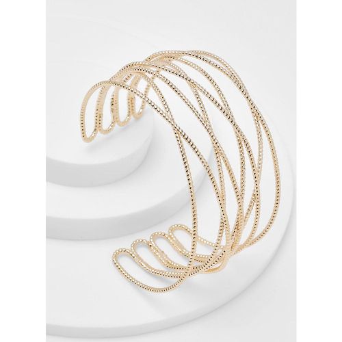 Bracelet-Jonc Doré À Détails Entrelacés - One Size - boohoo - Modalova