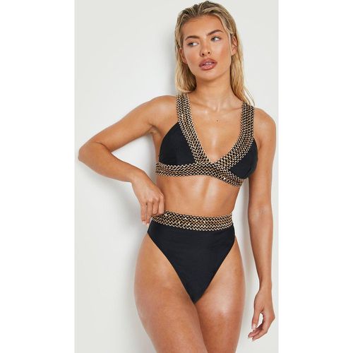 Haut De Maillot À Décolleté Plongeant Et Strass - boohoo - Modalova