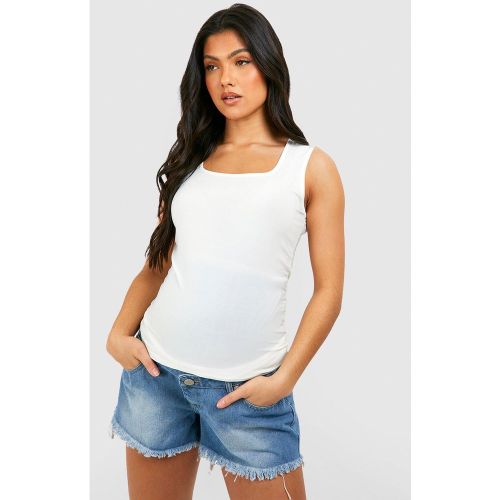 Maternité - Short De Grossesse En Jean À Ourlet Effiloché - 44 - boohoo - Modalova