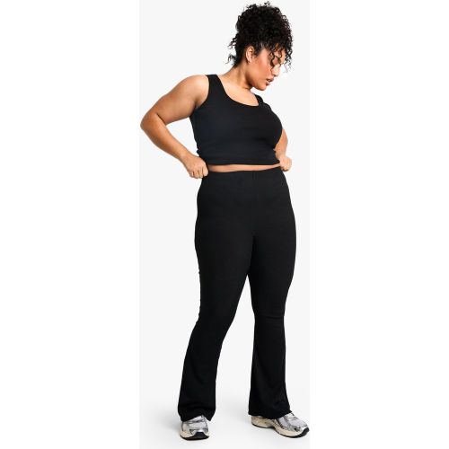 Grande Taille - Pantalon Flare Côtelé - 44 - boohoo - Modalova