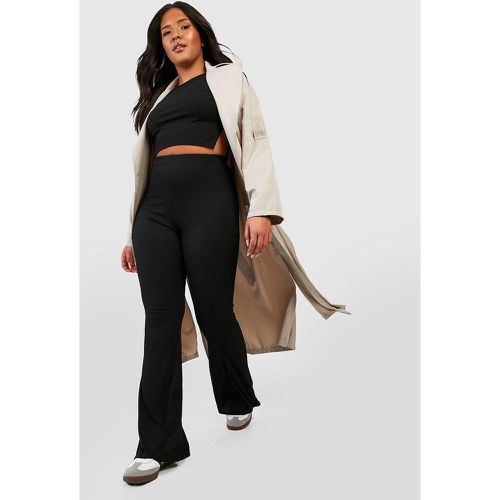 Grande Taille - Pantalon Flare Côtelé - 48 - boohoo - Modalova