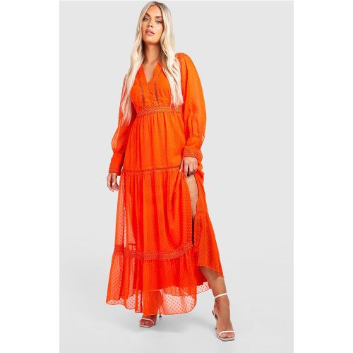 Grande Taille - Robe Longue En Plumetis - 44 - boohoo - Modalova