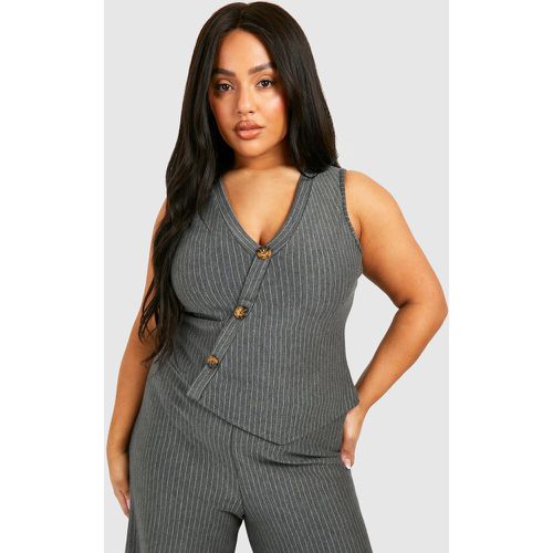 Plus" Pinstripe Asymmetric Waistcoat - boohoo - Modalova