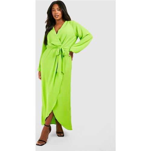Grande Taille - Robe Longue Satinée Texturée - 50 - boohoo - Modalova