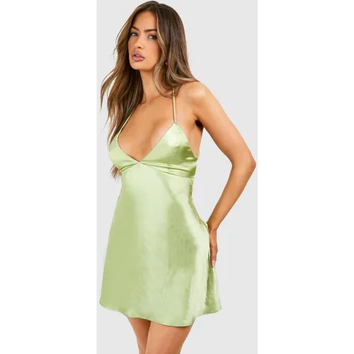 Robe Nuisette Satinée À Dos Croisé - 36 - boohoo - Modalova