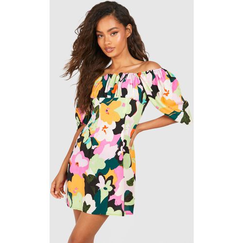 Bright Floral Puff Sleeve Smock Dress - boohoo - Modalova