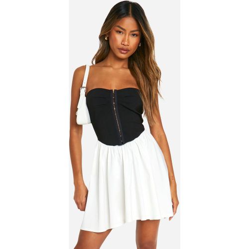 Robe Corset Bandeau En Tissu Crêpe - 36 - boohoo - Modalova