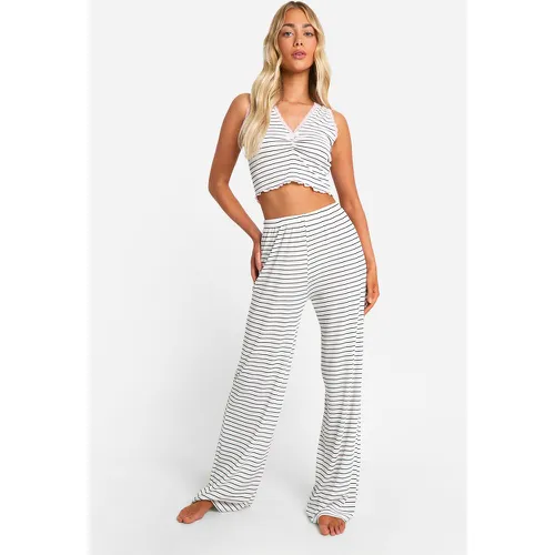 Stripe Lace Vest And Trouser Pyjama Set - boohoo - Modalova