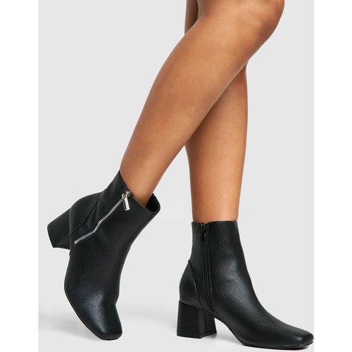 Bottes Texturées Zippées À Petit Talon - 39 - boohoo - Modalova