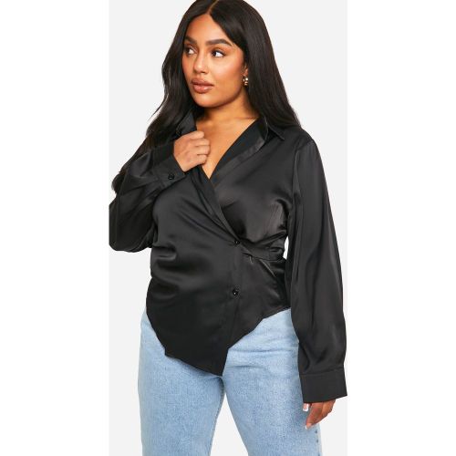 Grande Taille - Chemise Asymétrique Satinée - 44 - boohoo - Modalova