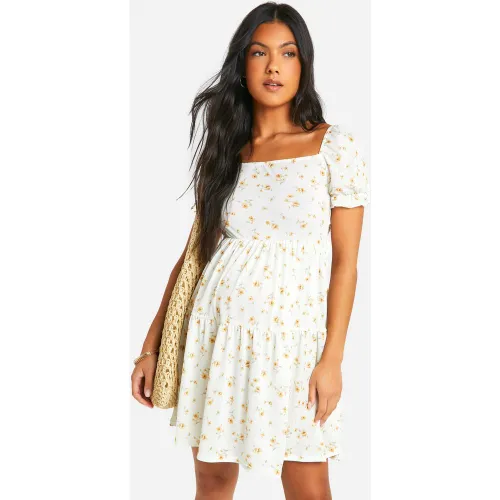 Maternité - Robe Champêtre Courte De Grossesse Fleurie À Volants - 36 - boohoo - Modalova