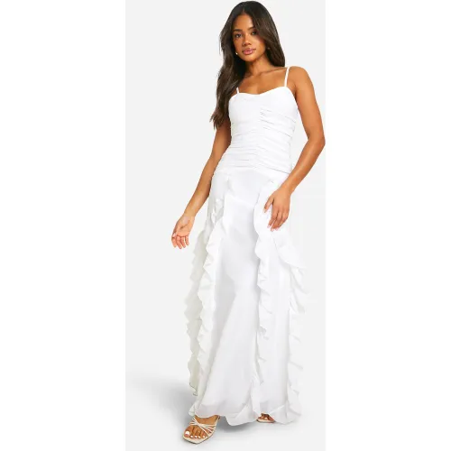 Robe Longue Froncée En Mousseline De Soie À Volants - 36 - boohoo - Modalova