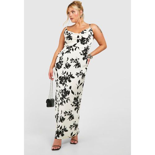 Grande Taille - Robe Nuisette Fleurie - 44 - boohoo - Modalova