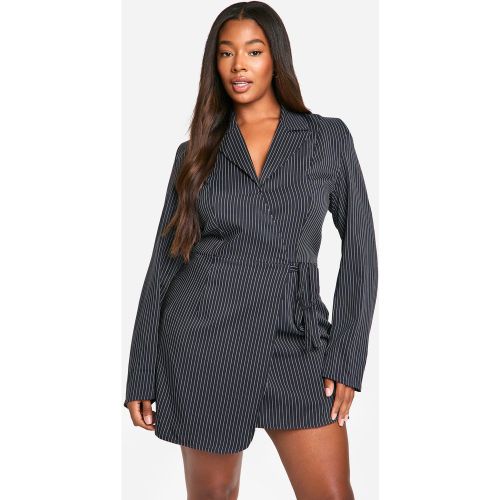 Grande Taille - Robe Portefeuille À Rayures - 44 - boohoo - Modalova