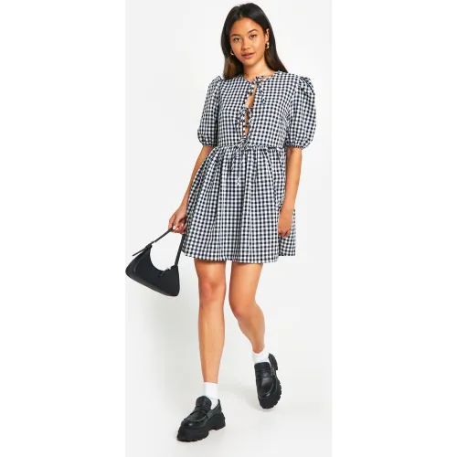 Robe Courte Nouée Sur Le Devant À Carreaux - 36 - boohoo - Modalova