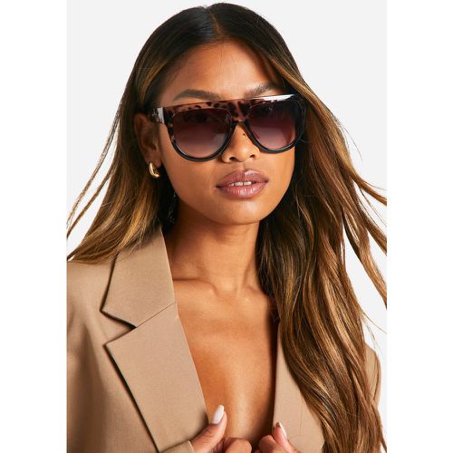 Oversized Frame Sunglasses - boohoo - Modalova