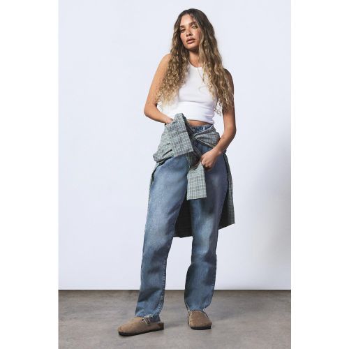 Jean Mom - 6/30L - boohoo - Modalova