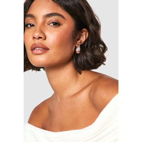 Boucles D'Oreilles Côtelées En Forme De Goutte - One Size - boohoo - Modalova