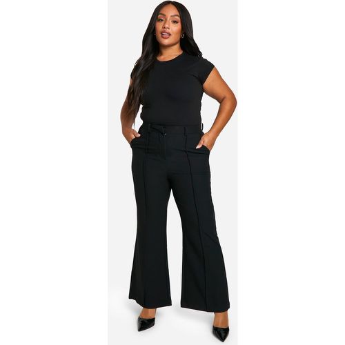 Grande Taille - Pantalon Flare Habillé - 44 - boohoo - Modalova