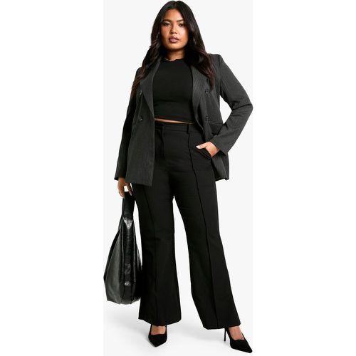 Grande Taille - Pantalon Flare Habillé - 50 - boohoo - Modalova