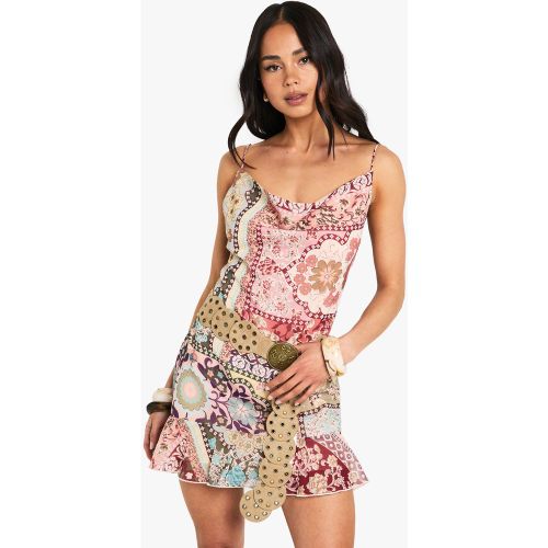 Robe Courte En Mousseline De Soie À Motif Cachemire - 36 - boohoo - Modalova