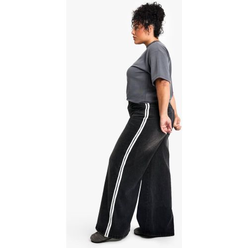 Grande Taille - Jean Large Délavé À Rayures - 44 - boohoo - Modalova
