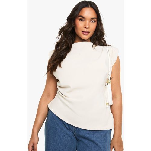 Plus" Gathered Shoulder Pad Asymmetric Blouse - Blanc Écru - 44, Blanc Écru - boohoo - Modalova