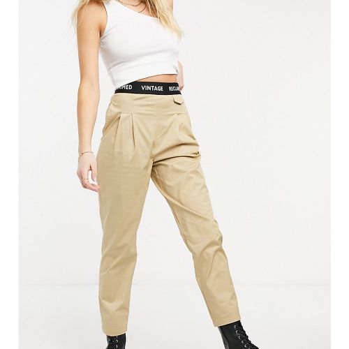 Inspired - Pantalon à taille élastiquée avec pinces - Reclaimed Vintage - Modalova
