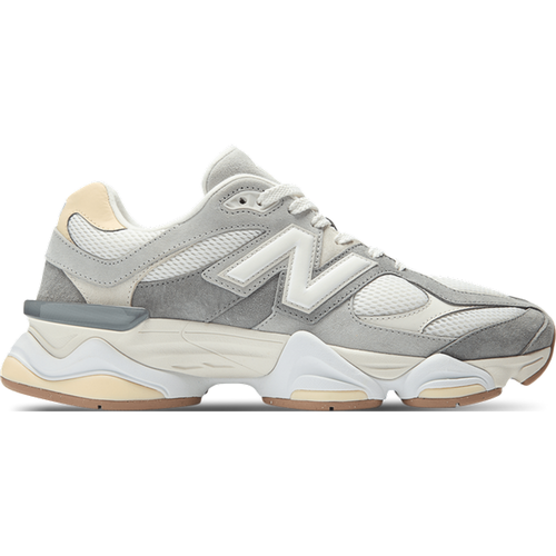 Commandez maintenant New Balance 9060 - Chaussures - 43 - Gris - Cuir. Soyez les premiers à mettre la main sur les baskets, les survêtements, les sa - 314218342104095 - Modalova