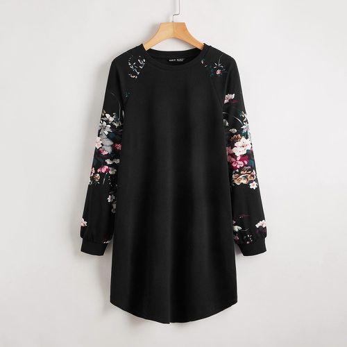 Robe t-shirt avec imprimé fleur - SHEIN - Modalova