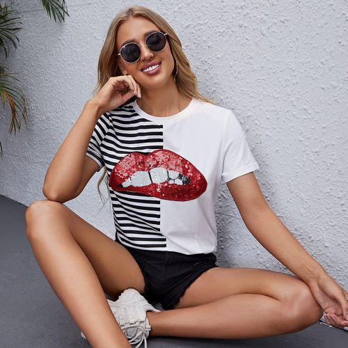 T-shirt rayé avec blocs de couleurs et bouche à sequins - SHEIN - Modalova