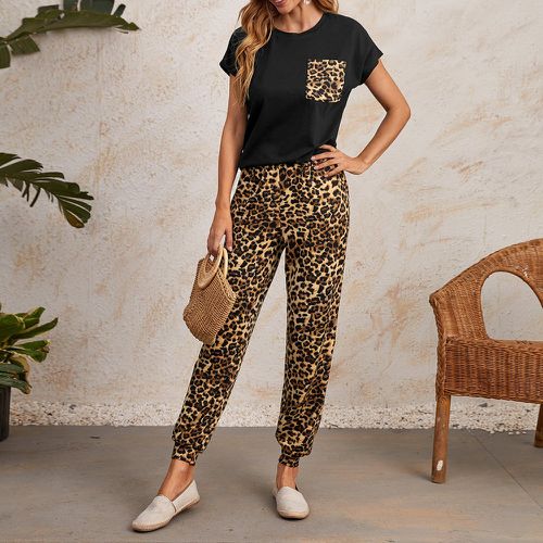 Ensemble pantalon de survêtement & t-shirt léopard à poche - SHEIN - Modalova