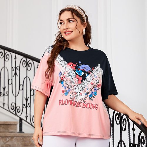 T-shirt fleuri à motif de lettre à blocs de couleurs en dentelle - SHEIN - Modalova