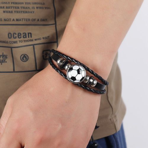 Homme Bracelet football en cuir PU - SHEIN - Modalova