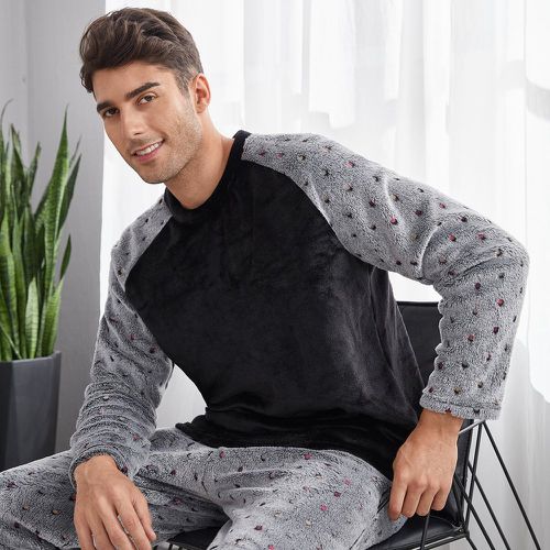 Top de pyjama à blocs de couleurs en tissu duveteux - SHEIN - Modalova