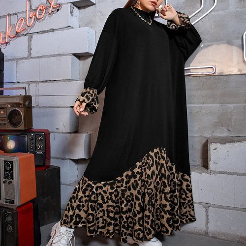 Robe longue avec motif léopard à manches évasées à volants - SHEIN - Modalova