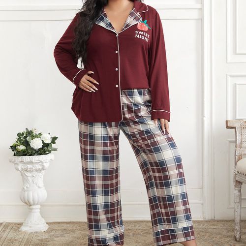 Ensemble de pyjama pantalon à carreaux et top à lettre à imprimé fraise - SHEIN - Modalova