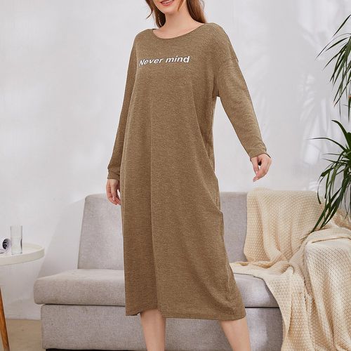 Robe de nuit avec motif slogan - SHEIN - Modalova