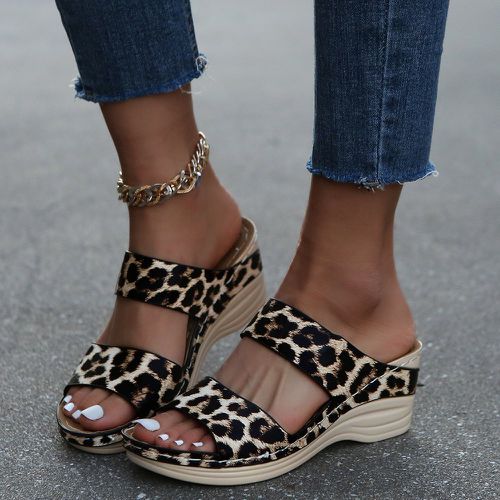 Sandales plates compensées à motif léopard - SHEIN - Modalova