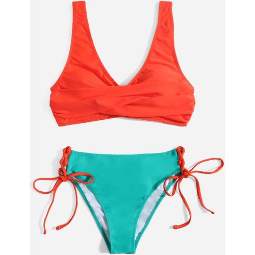 Bikini à blocs de couleurs torsadé à nœud - SHEIN - Modalova