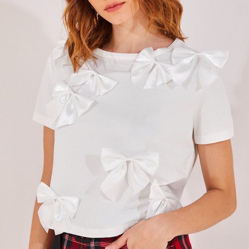T-shirt unicolore à nœud applique - SHEIN - Modalova