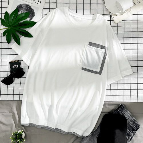 Homme T-shirt 2 en 1 patch à poche - SHEIN - Modalova