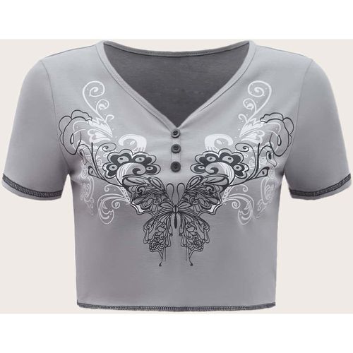 T-shirt court à couture papillon à bouton - SHEIN - Modalova