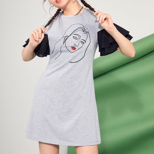 Robe t-shirt figure à blocs de couleurs manches papillon - SHEIN - Modalova