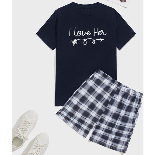 Ensemble de pyjama t-shirt à motif slogan & Short à carreaux - SHEIN - Modalova