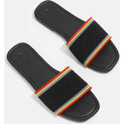 Sandales plates ajouré à blocs de couleurs - SHEIN - Modalova