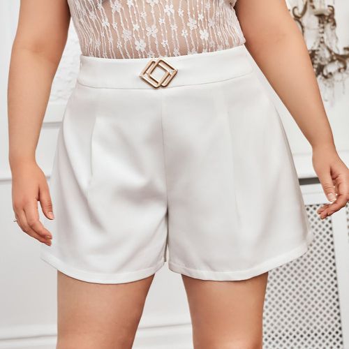 Short taille haute à détail en métal - SHEIN - Modalova