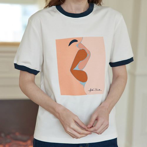 T-shirt lettre & figure abstraite à bordure contrastante - SHEIN - Modalova